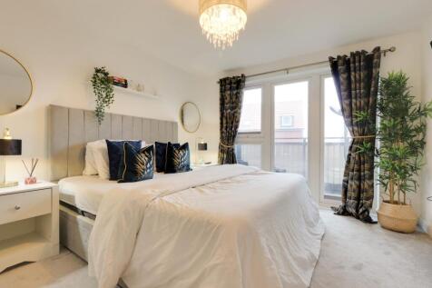 16 Fleetlands House EweMove Basingstoke Estate Age