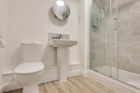 16 Fleetlands House EweMove Basingstoke 5