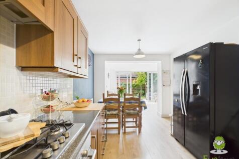 EweMove Estate Agents Basingstoke