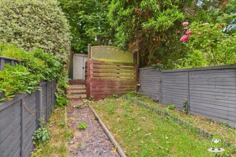 EweMove Basingstoke Estate Agents 78 Winchester Ro