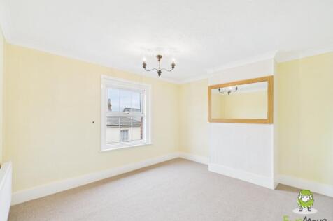 EweMove Basingstoke Estate Agents 78 Winchester Ro
