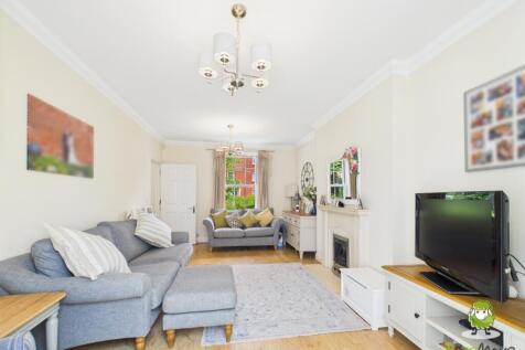 EweMove Basingstoke Estate Agents 17 Gaiger Avenue
