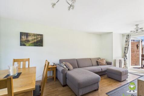 EweMove Estate Agents Basingstoke - Paddock Road 