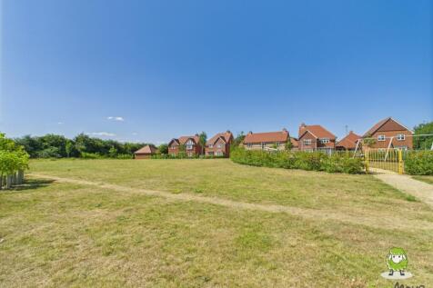 EweMove Basingstoke Church Acre Front Outlook