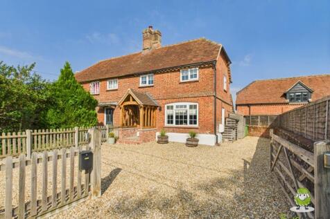 EweMove Basingstoke Estate Agents 17 Vyne Road 