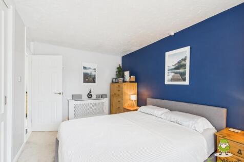 EweMove Estate Agents Basingstoke 