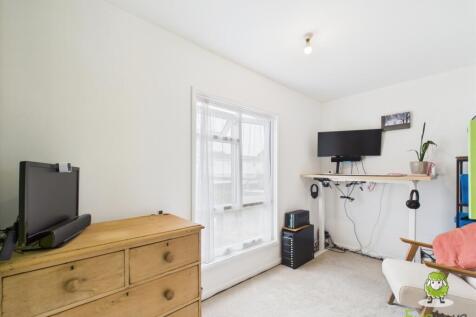 EweMove Estate Agents Basingstoke 