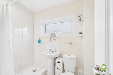 EweMove Estate Agents Basingstoke 