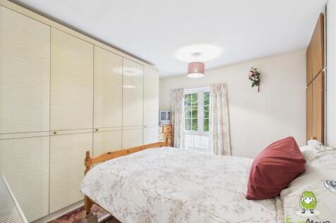 Bed 1