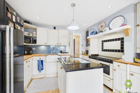 EweMove Estate Agents Basingstoke