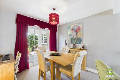 EweMove Estate Agents Basingstoke