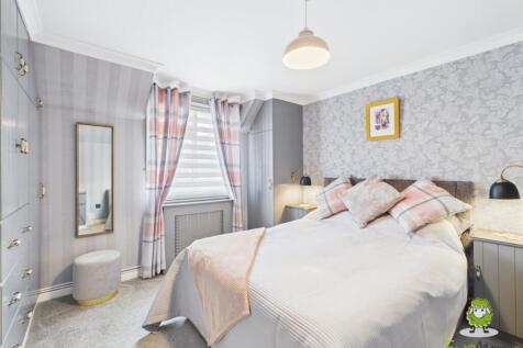 EweMove Estate Agents Basingstoke