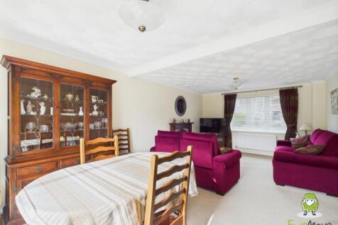 EweMove Basingstoke Olivers Close 