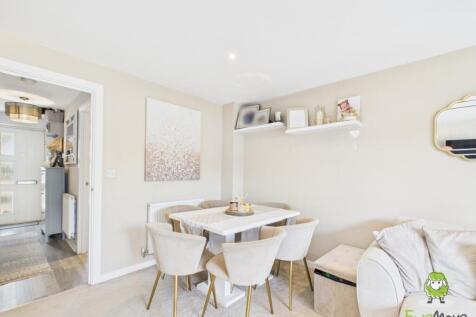 EweMove Estate Agents Basingstoke 