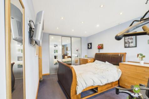 EweMove Estate Agents Basingstoke - Lavender Road 