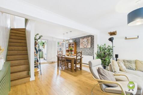 EweMove Estate Agents Basingstoke