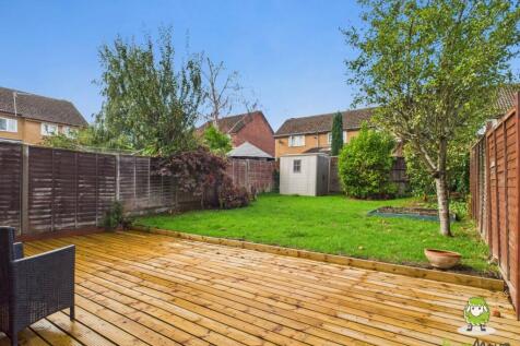EweMove Estate Agents Basingstoke - Kimber Close -