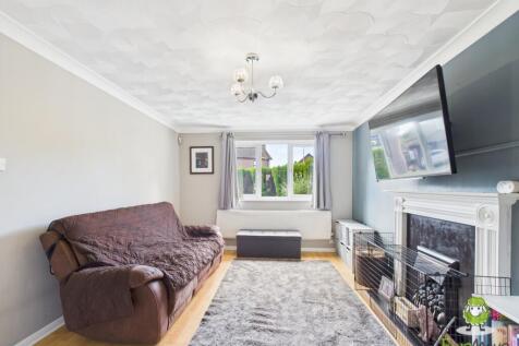 EweMove Estate Agents Basingstoke - Bramley Green 