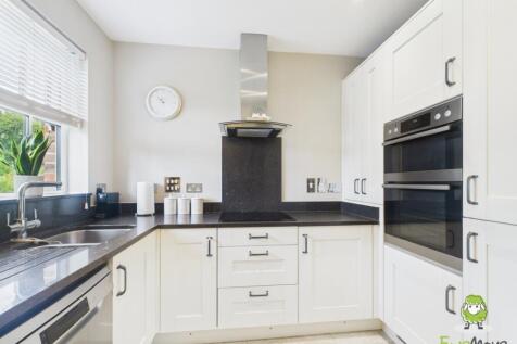 EweMove Estate Agents Basingstoke - Warham Road - 