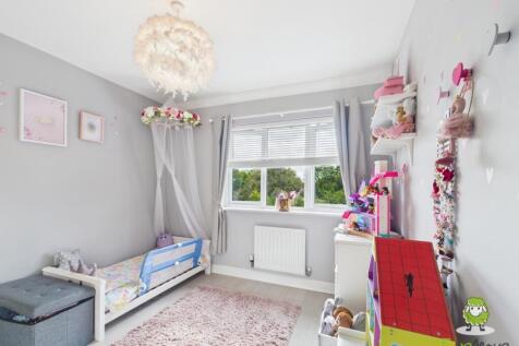 EweMove Estate Agents Basingstoke - Warham Road - 