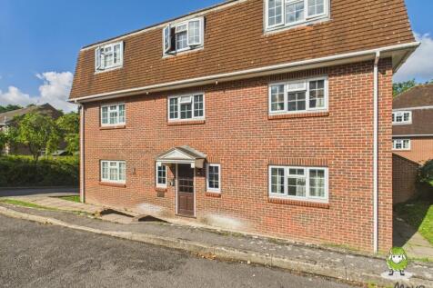 EweMove Estate Agents Basingstoke - LONGACRE RISE 