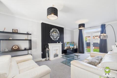 EweMove Estate Agents Basingstoke - Rockbourne Roa