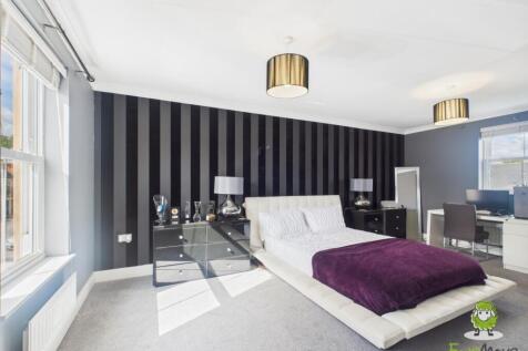EweMove Estate Agents Basingstoke - Rockbourne Roa