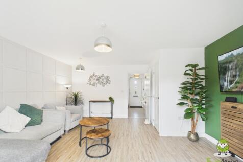 EweMove Estate Agents Basingstoke - Hewitt Road - 