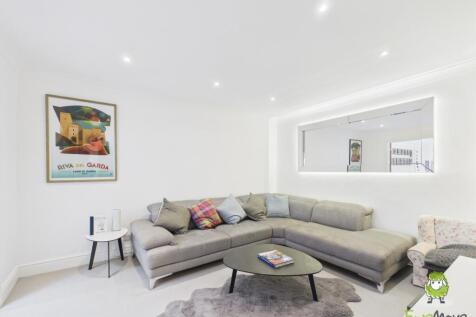 EweMove Estate Agents Basingstoke - Kings Road