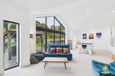 EweMove Estate Agents Basingstoke - Kings Road