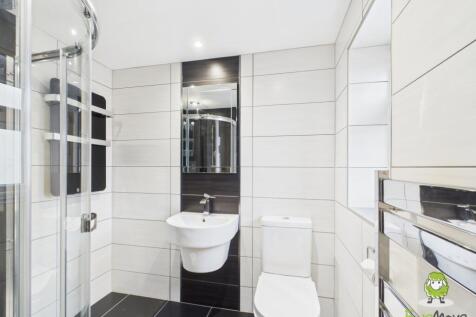 EweMove Estate Agents Basingstoke - Kings Road