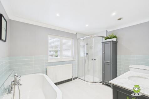 EweMove Estate Agents Basingstoke - Kings Road