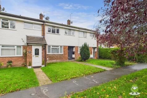 EweMove Estate Agents Basingstoke - Lea Close - Fr