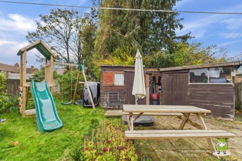 EweMove Estate Agents Basingstoke - St Andrews Roa