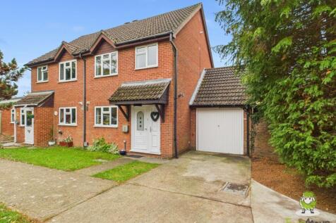EweMove Estate Agents Basingstoke - Ajax Close - F