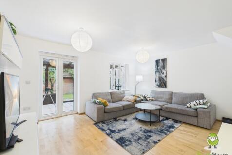 EweMove Estate Agents Basingstoke - Ajax Close -Li