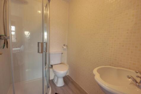 1 Bed 2 Ensuite