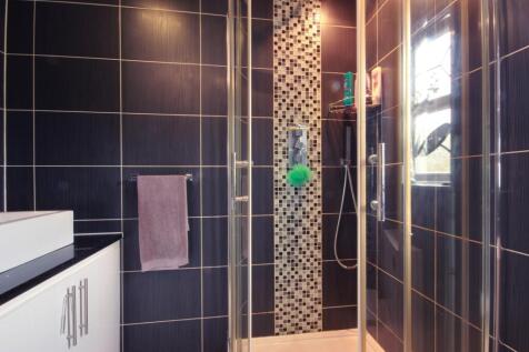 1 Bed 1 Ensuite
