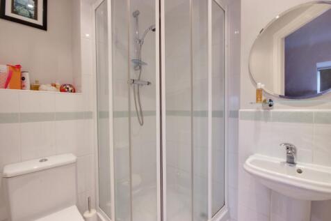 1 Bed 2 Ensuite