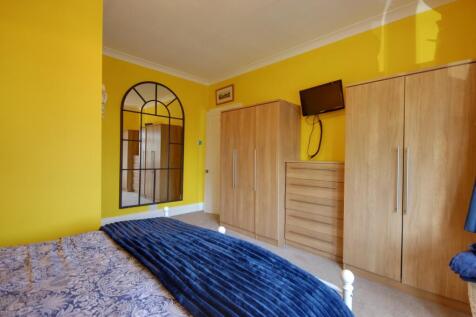 1 Bed 1CC