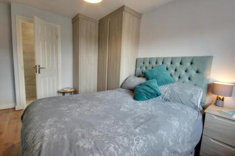1 Bed1 B
