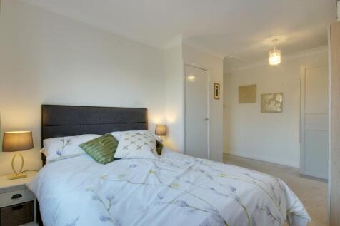 1 Bed 2B