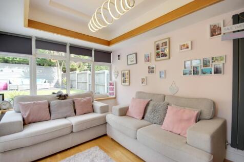 1 Garden Room B
