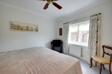 1 Master Bed B