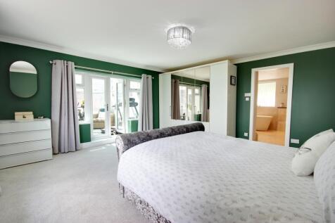 1 Master Bed C