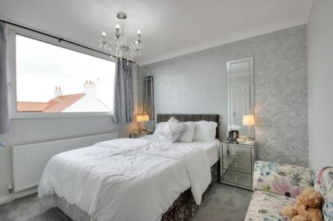 1 Bed 2A