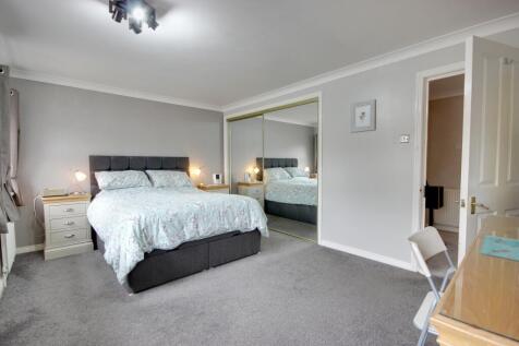 1 Master Bed B