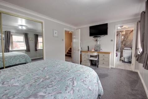 1 Master Bed C