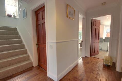1 Entrance Hall A