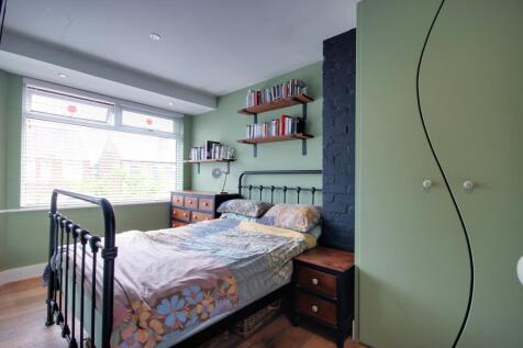 1 Bed 2A